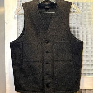 Filson Mackinaw wool vest, Charcoal